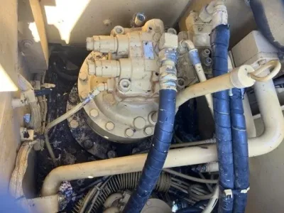 CAT 320C HYDRAULIC EXCAVATOR for export from Japan