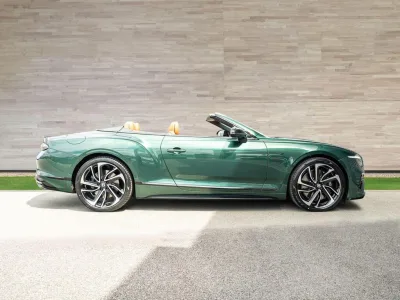 2026 Bentley Continental GTC 4.0 V8 Plug-in Hybrid for export from Japan