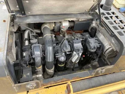 KOMATSU PC450 EXCAVATOR (No.J0749) for export from Japan