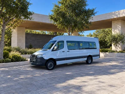 Mercedes-Benz Sprinter Traveliner 16-Seater Minibus RHD for export from Japan