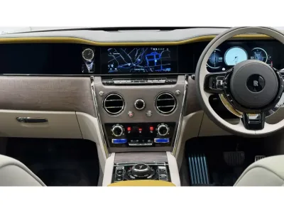 2025 Rolls-Royce Cullinan Right-Hand Drive SUV (No.109054) for export from Japan