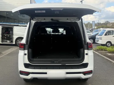 2026 TOYOTA LANDCRUISER LC300 PERFORMANCE HYBRID SAHARA ZX  for export from Japan