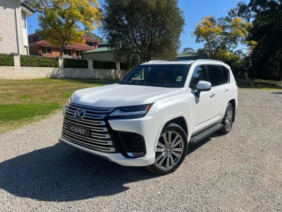 2024 Lexus Lx for export from Japan