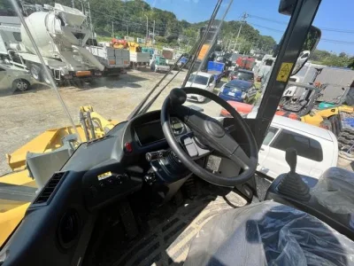 KOMATSU WA100-8 WHEEL LOADER (No.J0803) for export from Japan