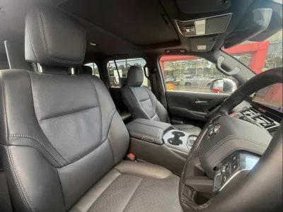 2026 TOYOTA LANDCRUISER LC300 PERFORMANCE HYBRID SAHARA ZX  for export from Japan