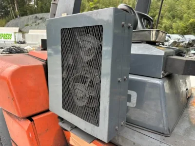 2005 TOYOTA 5FD80 Forklift for export from Japan