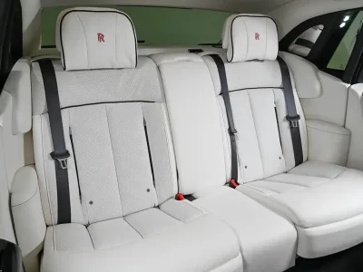 2025 Rolls-Royce Phantom The Pinnacle of Luxury and Sophistication (No.109991) for export from Japan