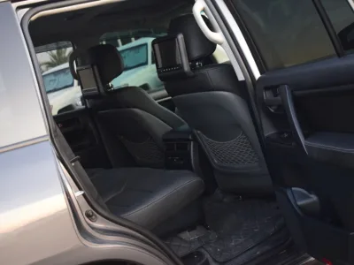2016 Toyota Land Cruiser full option Grey (No.830777) for export from Japan