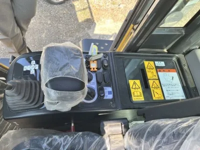 KOMATSU WA100-8 WHEEL LOADER (No.J0803) for export from Japan
