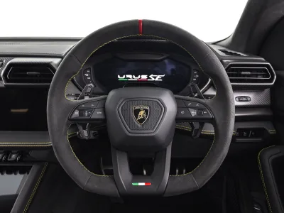 2026 Lamborghini Urus SE 4WD RHD - Nero Helene for export from Japan