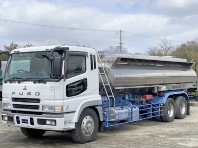 2015 Mitsubishi Super Great for export from Japan