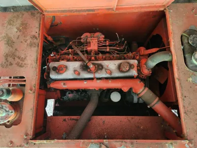 LAVERDA M132 Combine Harvester (No.J0836) for export from Japan