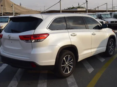 2019 Toyota kluger push start (No.830771) for export from Japan