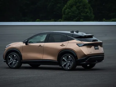 2025 Nissan Ariya Electric Compact Crossover SUV (No.590527) for export from Japan