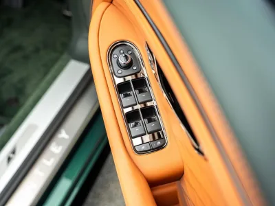 2026 Bentley Continental GTC 4.0 V8 Plug-in Hybrid for export from Japan