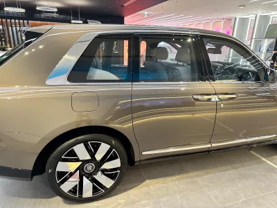 2025 Rolls-Royce Cullinan Series II: A New Era of Luxury (No.J01006) for export from Japan