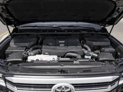 2025 Toyota Land Cruiser VXR 3.3L (No-220730) for export from Japan