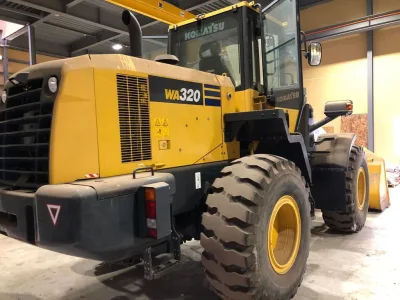 2016 KOMATSU WA320-7 WHEEL LOADER (No.J0780) for export from Japan
