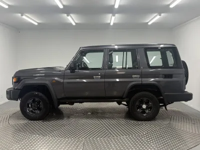2026 Toyota Land Cruiser 70 LX 2.8L Turbo Diesel 4WD for export from Japan