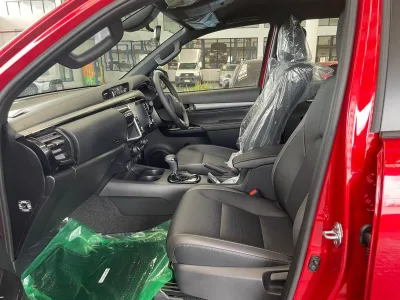 2022 RHD Toyota Hilux double cab ( Pickup ) Rocco 2.8 automatic 4×4 (No.560459) for export from Japan
