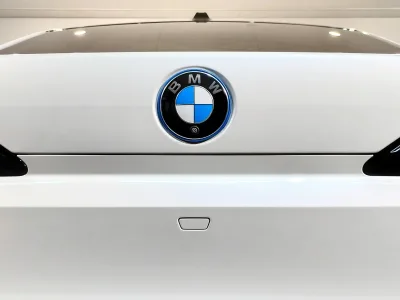 2025 BMW i7 eDrive for export from Japan