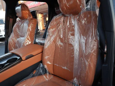 2025 Lexus LX 600 Executive AWD Levinson 4-Seater (No.960732) for export from Japan