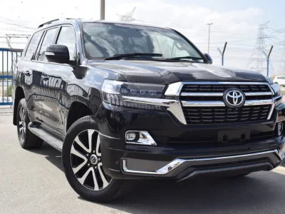 2017 Toyota Land Cruiser full option Black (No.830783) for export from Japan