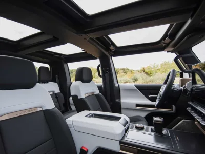 2022 GMC Hummer EV Pickup (No.J0716) for export from Japan