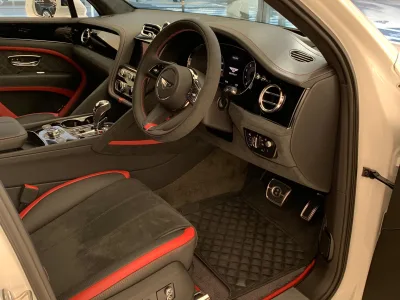 2023 Bentley Bentayga Speed W12 SUV ( Final Manufacture ) No.J0811 for export from Japan
