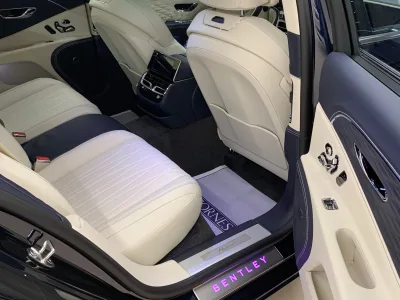 2025 Bently Flying Spur Hybrid Luxury sedan(No.940804) for export from Japan