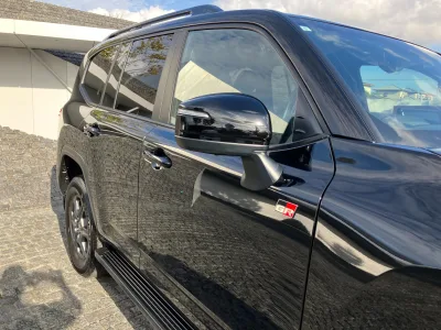 2023 TOYOTA LAND CRUISER 300 GR SPORT for export from Japan