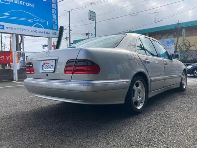 Mercedes-Benz E320 2002 (N0-J0689) for export from Japan
