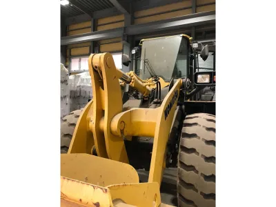 2016 KOMATSU WA320-7 WHEEL LOADER (No.J0780) for export from Japan
