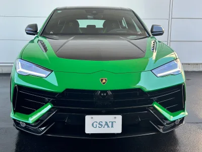 2025 Lamborghini Urus Performante: The Pinnacle of Luxury and Performance (No.960968) for export from Japan