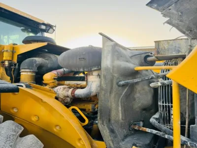 2007 CAT Wheel loader Type 966H Wheel Loader for export from Japan