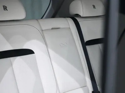2025 ROLLS-ROYCE BLACK BADGE CULLINAN (No.109906) for export from Japan