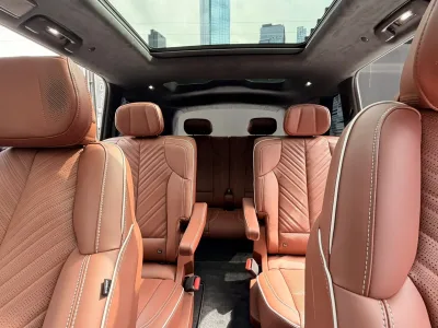 2026 Cadillac Vistiq (ELECTRIC VEHICLE) Platinum AWD for export from Japan
