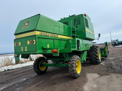 JOHN DEERE 1170 COMBINE HARVESTER (No.J0954) for export from Japan