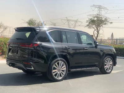 2022 Brand New Lexus LX600 7 Seats LHD VIP Pkg (No.689506) for export from Japan