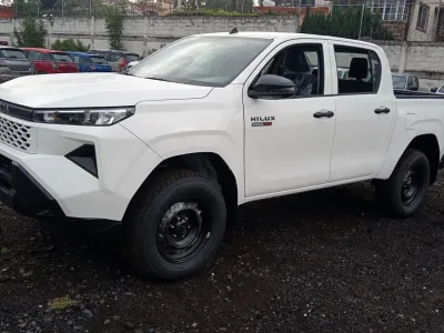 2027 Toyota Hilux Standard 4x4 2.8L Diesel Manual LHD