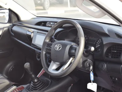 Toyota Hilux Single Cab 2018 (No-830716) for export from Japan