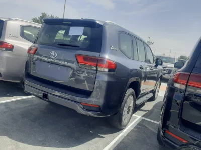 2022 Toyota LandCruiser 300 LC300 GX-R  (No.680477) for export from Japan