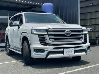 2025 Toyota Land Cruiser 300 ZX 4WD – Luxury Flagship for export from Japan