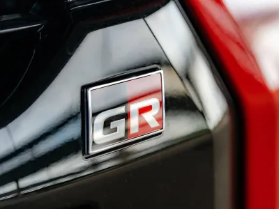 2022 RHD Toyota Hilux GR Sport double cab ( Pickup ) 2.8 automatic 4×4 (No.560461) for export from Japan