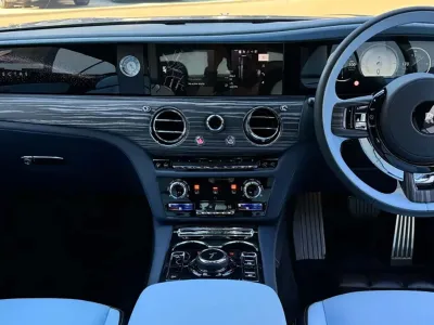 2025 Rolls-Royce Spectre: The Epitome of Luxury and Innovation (No.960966) for export from Japan