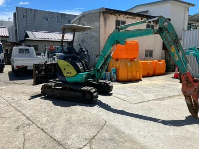IHI 30VX Mini Excavator With Grapple