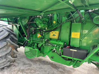 John Deere JD-1450 Combine Harvester for export from Japan