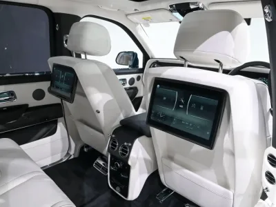 2025 ROLLS-ROYCE BLACK BADGE CULLINAN (No.109906) for export from Japan