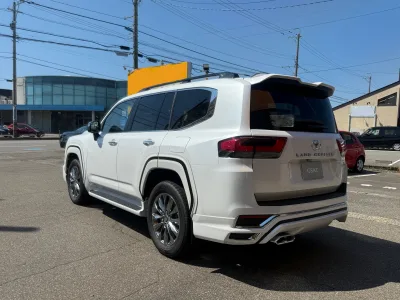 2026 TOYOTA LAND CRUISER LC300 ZX 4WD | MODELLISTA AERO  for export from Japan