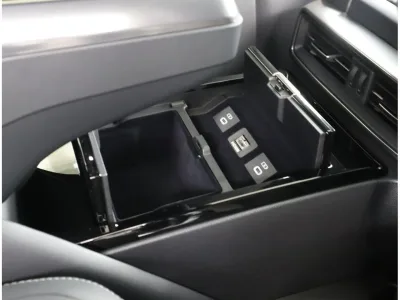 2023 Lexus LX600 EXECUTIVE Sonic Quartz 4 Seater for export from Japan